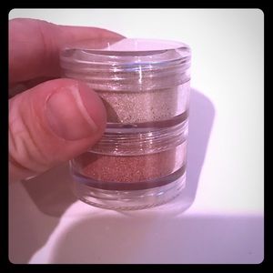 Mac pigment stack